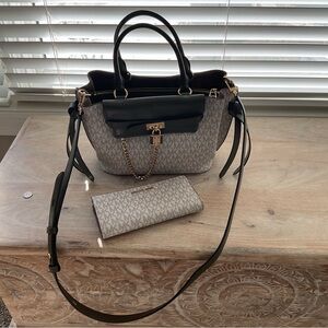 Michael Kors Black and Khaki Green Crossbody Bag Set